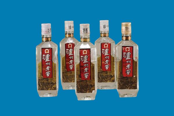 重庆奉节县回收泸州老窖.jpg